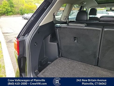 Certified 2022 Volkswagen Atlas SE w/ Panoramic Sunroof Package AWD/4WD image 53