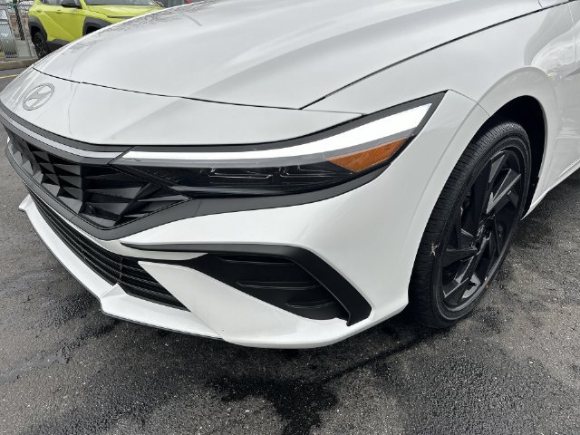 New 2026 Hyundai Elantra SEL FWD image 42