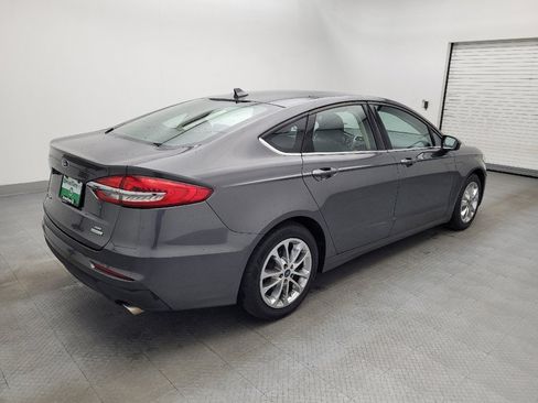 Used 2019 Ford Fusion SE image 10