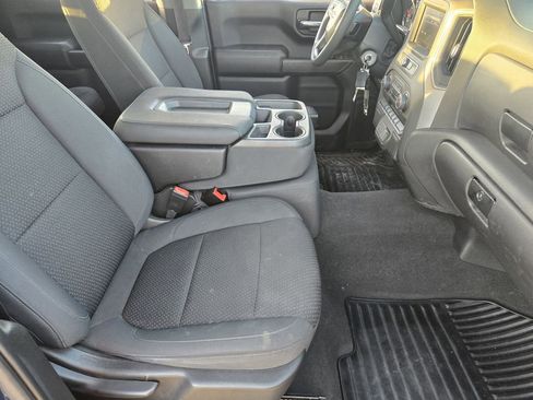 Used 2022 Chevrolet Silverado 1500 Custom w/ Safety Confidence Package image 13