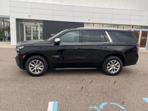 Used 2023 Chevrolet Tahoe Premier w/ Premium Package 2 image 2