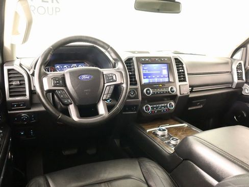 Used 2021 Ford Expedition Platinum AWD/4WD image 2
