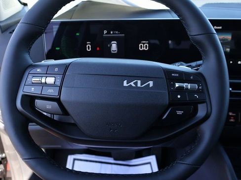 New 2026 Kia Sportage EX image 28