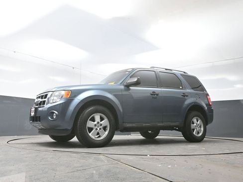Used 2011 Ford Escape XLT image 49
