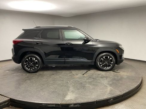 Certified 2022 Chevrolet TrailBlazer LT w/ Confidence II Package image 9
