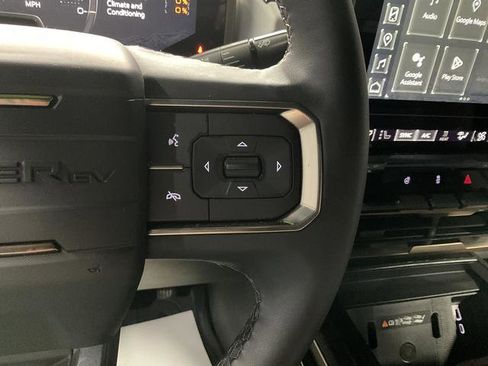 Used 2024 GMC Hummer EV 2X AWD/4WD image 22