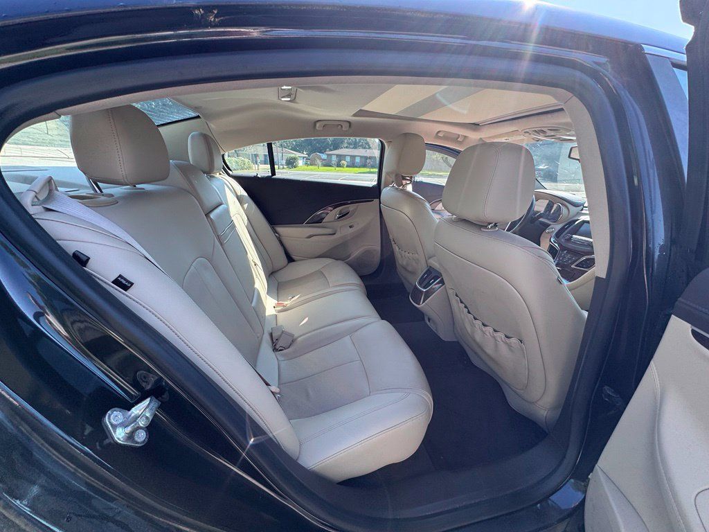 Used 2015 Buick LaCrosse Premium w/ Driver Confidence Package #1 FWD image 18