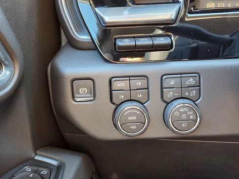 New 2026 Chevrolet Silverado 1500 LTZ AWD/4WD image 30