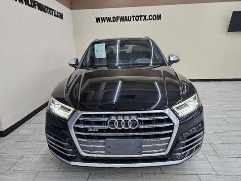 Used 2018 Audi SQ5 Premium Plus w/ S Sport Package image 3
