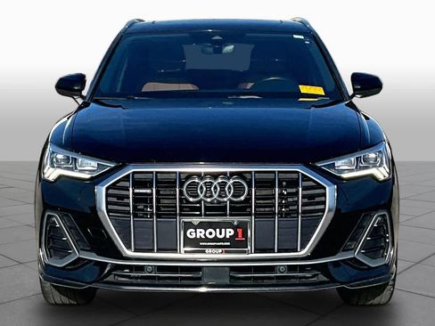 Used 2021 Audi Q3 2.0T Premium Plus w/ Premium Plus Package AWD/4WD image 4