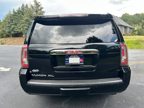 Used 2019 GMC Yukon XL Denali w/ Denali Ultimate Package AWD/4WD image 24