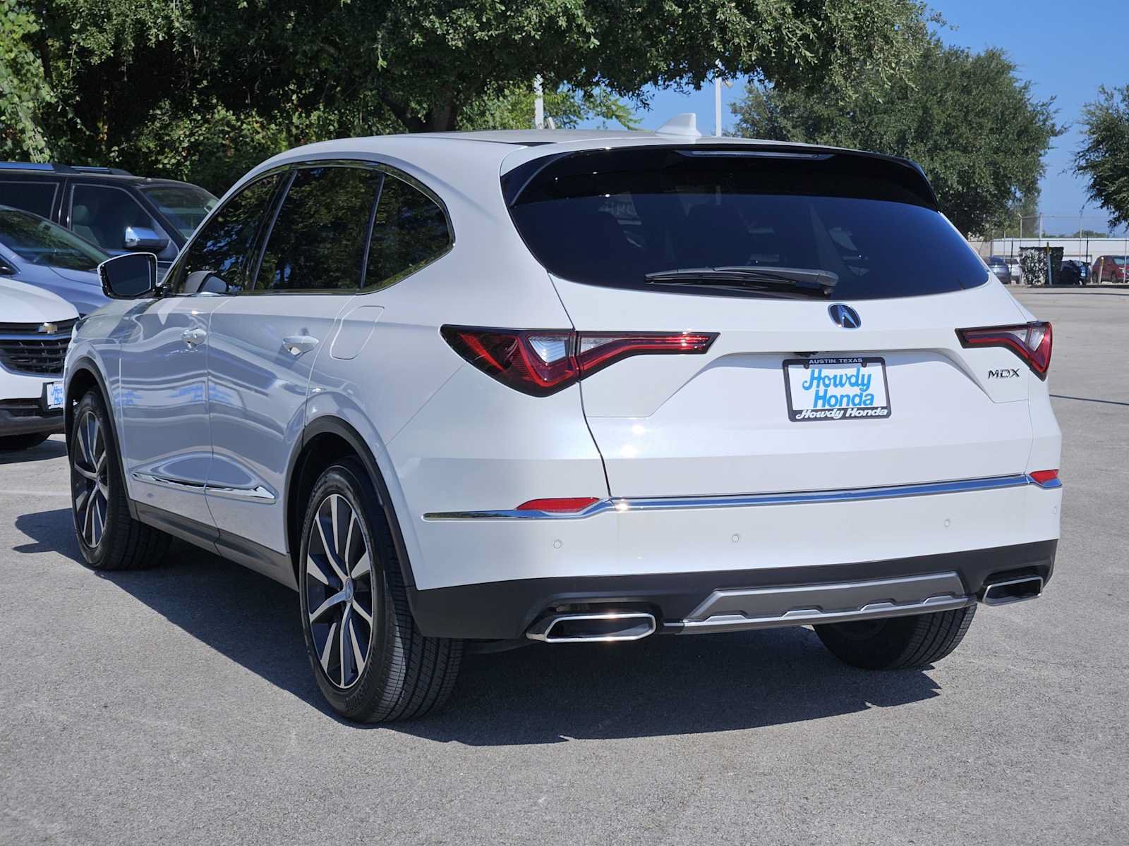 Used 2025 Acura MDX w/ Technology Package FWD image 6