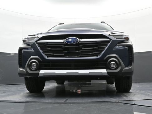 Used 2025 Subaru Outback Limited XT image 22