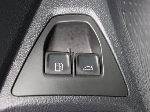 Used 2024 Volkswagen Jetta SE FWD image 43