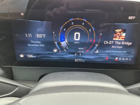 Used 2025 Chevrolet Traverse LT FWD image 20