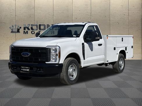 Used 2024 Ford F350 XL image 1