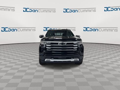 New 2026 Chevrolet Silverado 1500 High Country w/ Technology Package AWD/4WD image 3