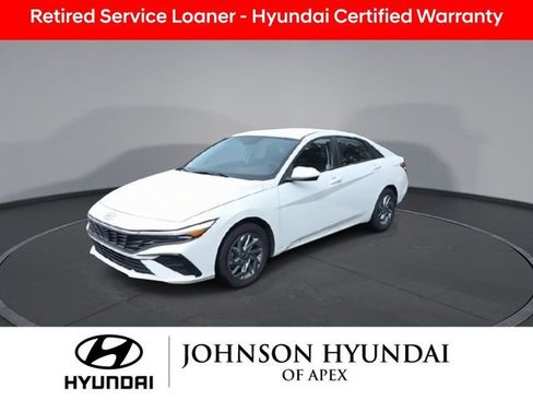 Certified 2025 Hyundai Elantra Blue image 4