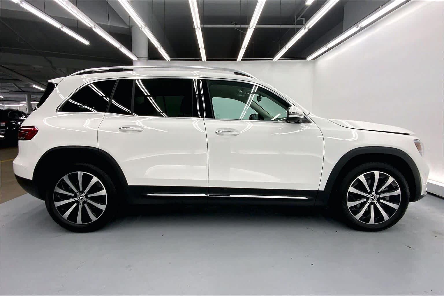 Used 2023 Mercedes-Benz GLB 250 image 5