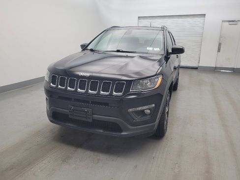 Used 2018 Jeep Compass Latitude w/ Popular Equipment Group AWD/4WD image 15