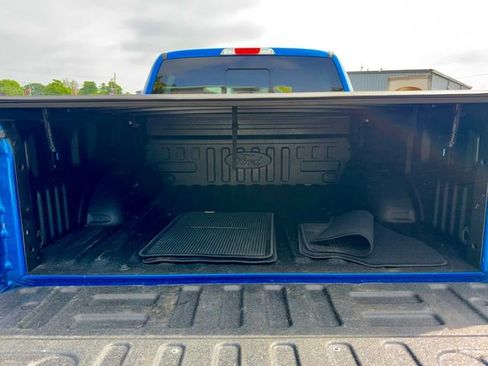 Used 2019 Ford F150 Lariat w/ Equipment Group 502A Luxury AWD/4WD image 6