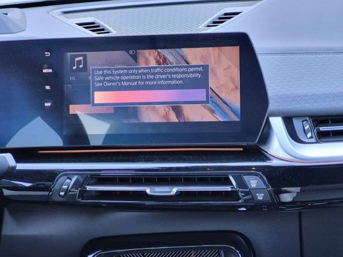 Certified 2025 BMW X2 xDrive28i AWD/4WD image 13