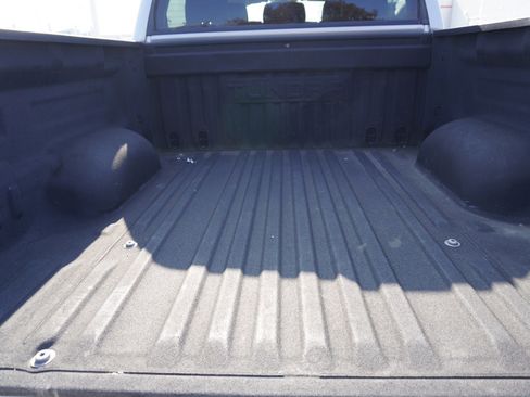 Used 2017 Toyota Tundra SR5 w/ SR5 Upgrade Package image 12