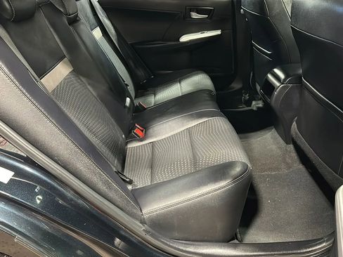 Used 2013 Toyota Camry SE image 14