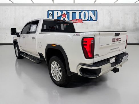 Used 2024 GMC Sierra 2500 SLT w/ SLT Premium Package image 5