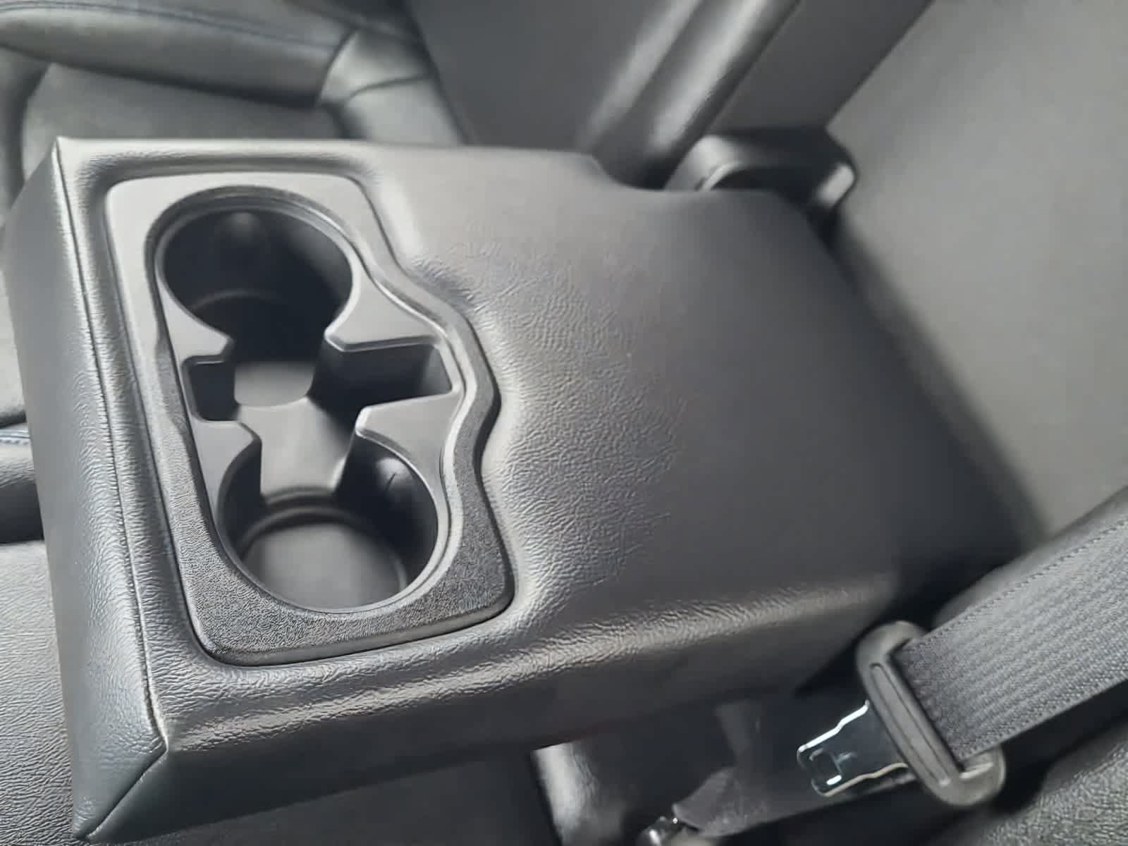 Used 2026 Jeep Compass Limited AWD/4WD image 11