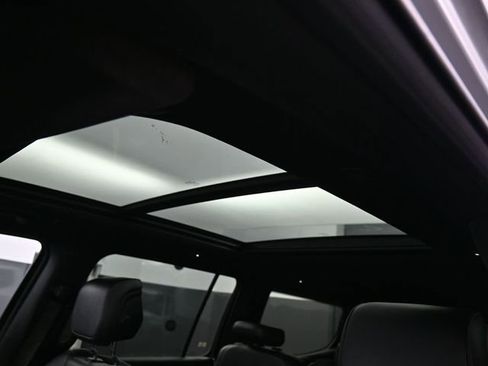 Used 2022 Jeep Wagoneer Series II w/ Premium Group I image 34