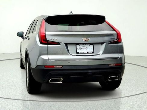 Used 2023 Cadillac XT4 Luxury FWD image 6