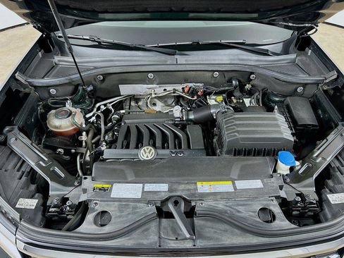 Certified 2021 Volkswagen Atlas SEL R-Line AWD/4WD image 32