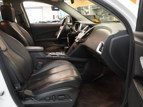 Used 2016 Chevrolet Equinox LTZ w/ Enhanced Convenience Package AWD/4WD image 36