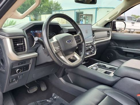 Certified 2024 Ford Expedition Max XLT RWD image 3