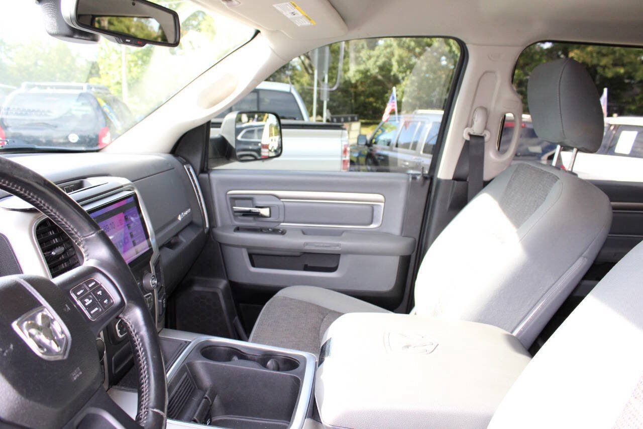 Used 2017 RAM 1500 Big Horn AWD/4WD image 14