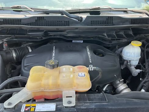 Used 2018 RAM 1500 Laramie w/ Convenience Group AWD/4WD image 21