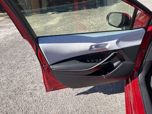 Used 2025 Toyota Corolla XSE FWD image 12