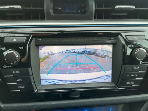 Used 2014 Toyota Corolla LE Premium image 23