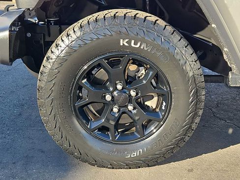 Used 2021 Jeep Wrangler Unlimited Sport image 13