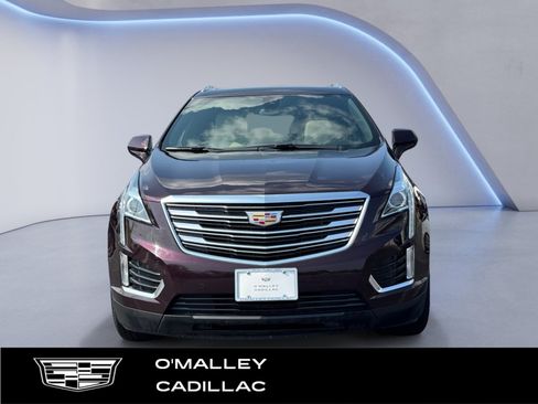 Used 2018 Cadillac XT5 Luxury w/ Driver Awareness Package AWD/4WD image 8