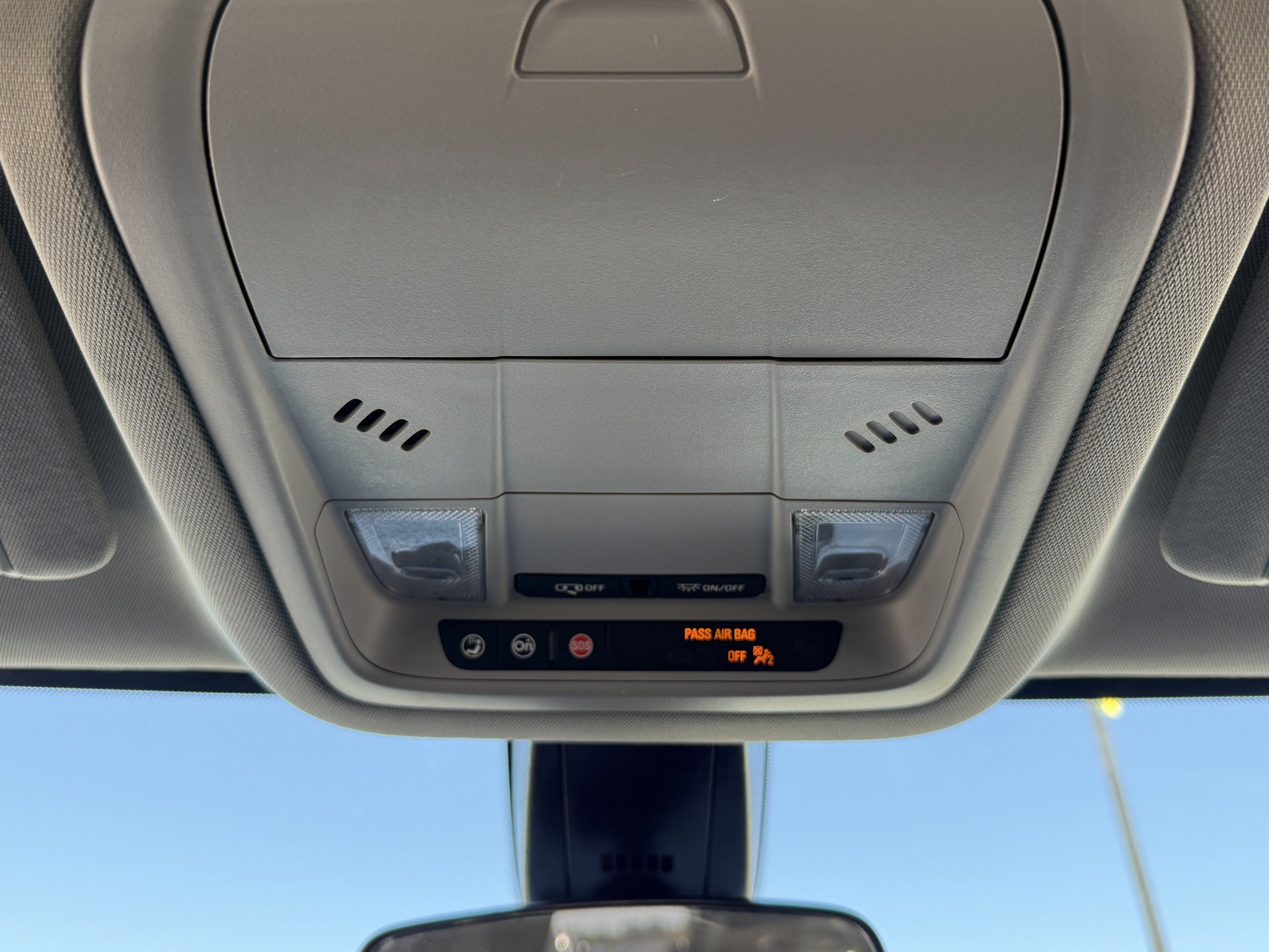 Used 2023 GMC Acadia SLE w/ Driver Convenience Package FWD image 36