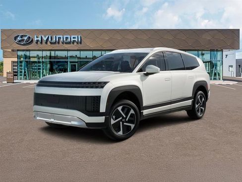 New 2026 Hyundai Ioniq 9 S w/ Tow & Go Package image 3