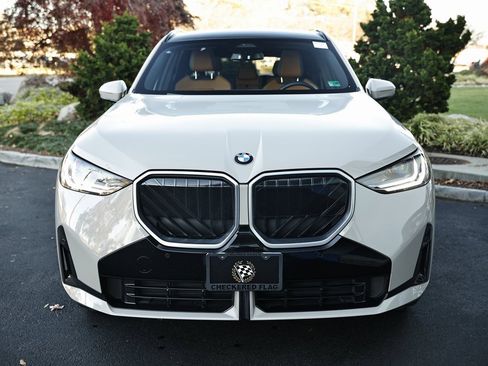 Certified 2025 BMW X3 xDrive30i w/ M Sport Package image 13