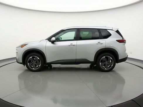 Used 2025 Nissan Rogue SV FWD image 5