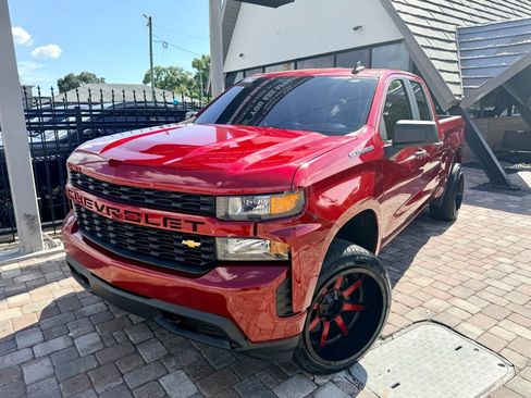 Used 2019 Chevrolet Silverado 1500 Custom w/ Custom Value Package RWD image 21