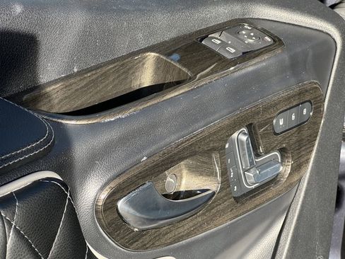 Used 2022 Mercedes-Benz Sprinter 3500 image 11