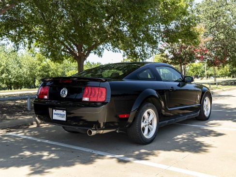 Used 2008 Ford Mustang Coupe RWD image 9