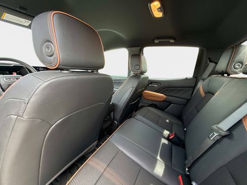 Used 2026 GMC Canyon AT4 AWD/4WD image 19