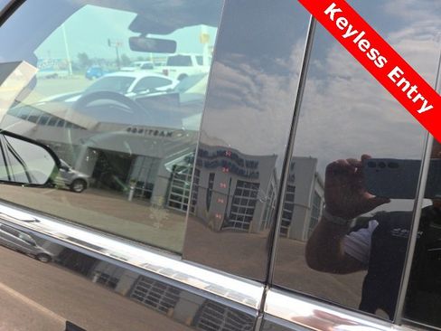 Used 2022 Lincoln Navigator L Reserve image 21